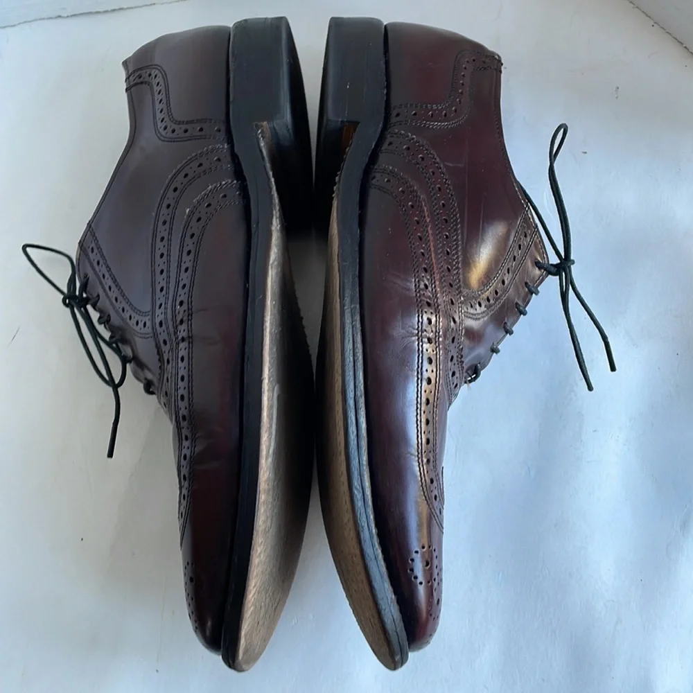Allen Edmonds questions leave